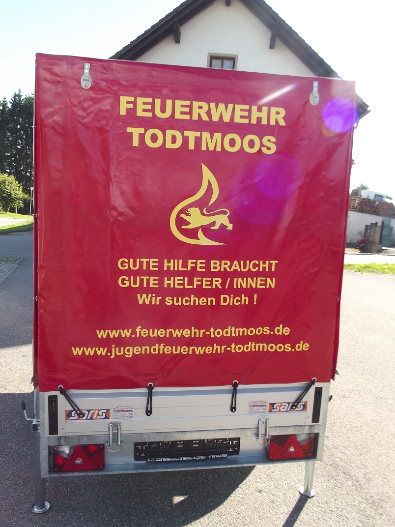 FFW Todtmoos Saris Anhaenger mit Plane Auto und Reifendienst Boehler Goerwihl Segeten 002 (6)